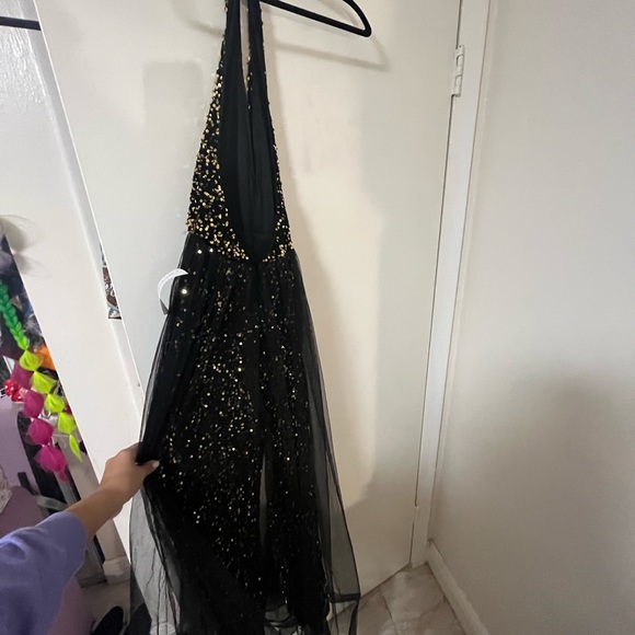 Faeriesty black and gold sequence romper - Picture 2 of 4